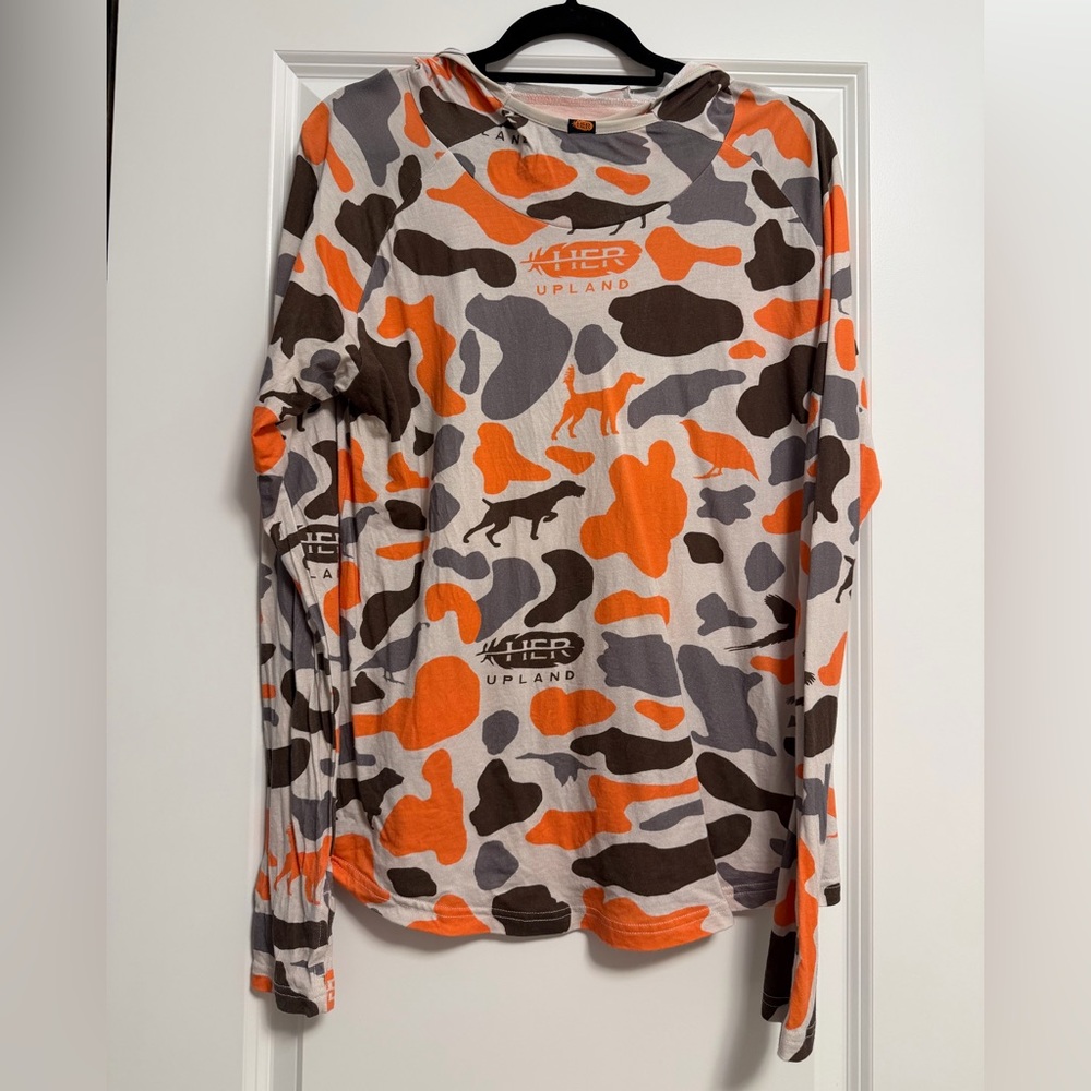 Women camo lightweight pullover
